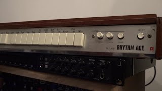Video thumbnail for Looking inside the Ace Tone Rhythm Ace FR-2L Drum Machine (Roland / Bentley) by Matthew North Music