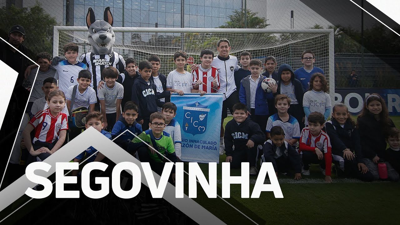 VÍDEO: Matías Segovia, do Botafogo, visita sua antiga escola no Paraguai e faz alegria da criançada