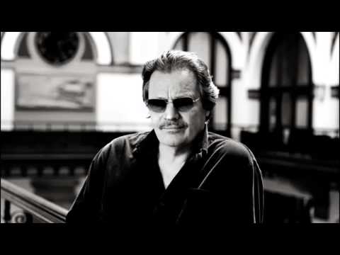 Delbert McClinton - Two More Bottles Of Wine