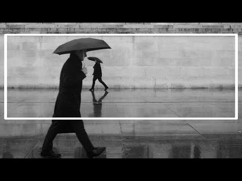 Seeing London in 65:24 | Street photography with the Fujifilm X100VI in the rain