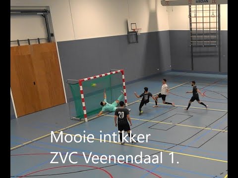 Eerste helft Kraker Futsal ZVC Veenendaal 1 - AC Kingdom 1