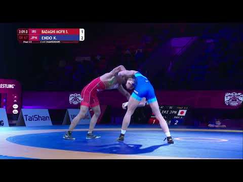 BRONZE GR - 67 kg: S. BADAGHI MOFR (IRI) v. K. ENDO (JPN)