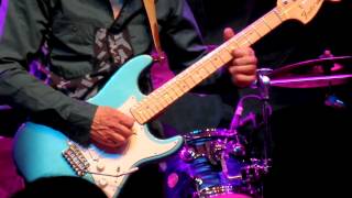 Robin Trower Live 2015 For Earth Below on Concert Tour