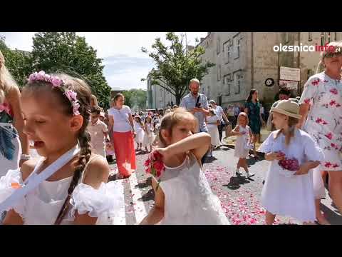 20.06.2019 - Oleśnica - Procesja Bożego Ciała w parafii NMP Matki Milosierdzia