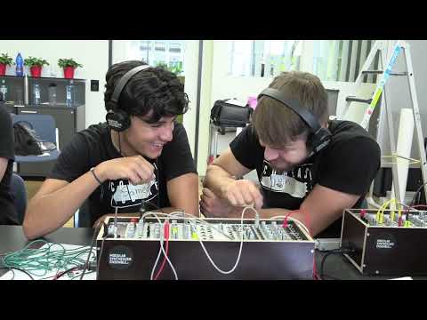 Modular Synthesizer Ensemble - Zumtobel DOKU