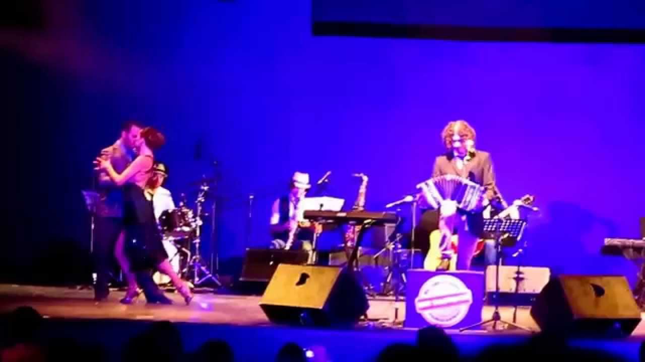 Video thumbnail for Valeria Lorduguín y Dennys Fernández interpretan Sueño de barrilete