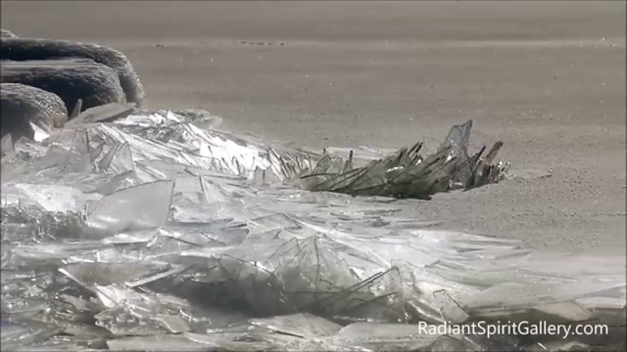 Lake Superior Ice Stacking (Feb. 13, 2016) thumnail