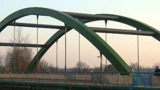 preview picture of video 'Konstancin-Jeziorna - Migawki z miasta - odc. 10 - Nowy most na Porąbce'