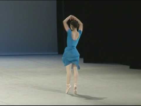 Prix de Lausanne 2009 Selection Contemporary Variation - Saki Maeda.