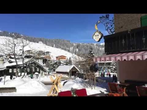 Hotel 'Gasthof Post' in Lech: Der beheizte Außen-Pool ist legendär!