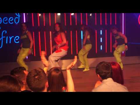 Zumba Skierniewice- POKAZ ZUMBY W SPEED CLUB ROWISKA STARE....ZUMBA Z PAULKĄ :)