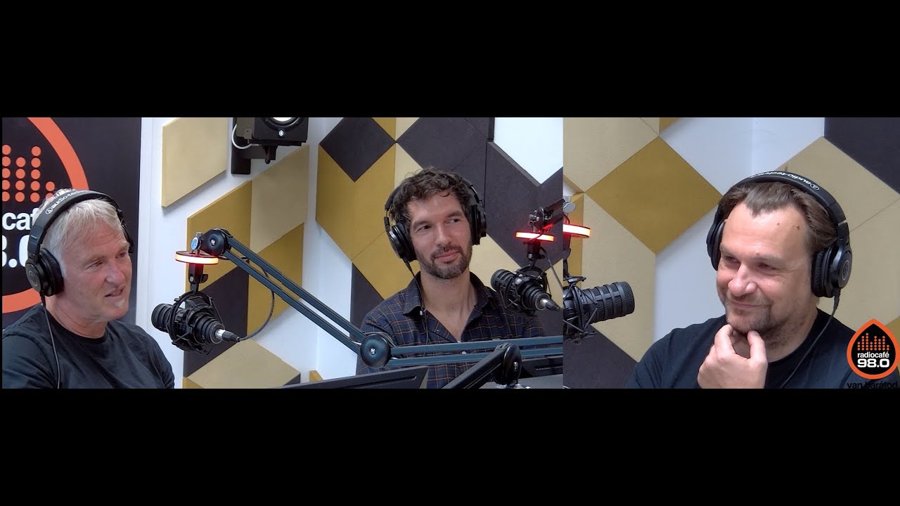 Herendi Gábor, Ipacs Gergely: Azahriah és a Valami Amerika, mint popkulturális jelenség