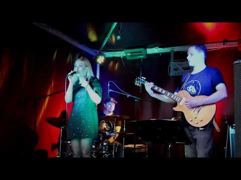 Cosmic Latte x Carolina Lu | Lovin' You (Fertile Ground) | Live Band Performance @Baltidrambliai