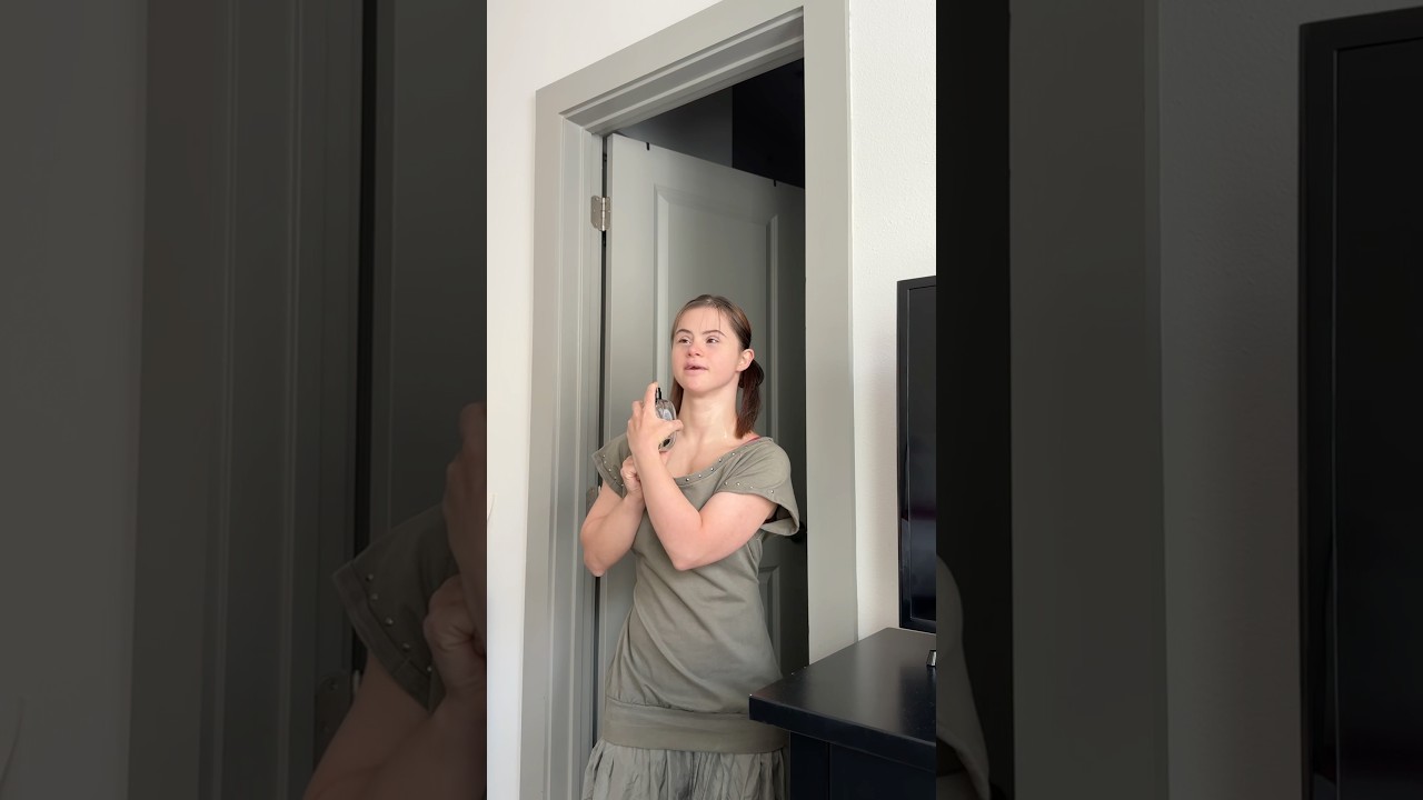 Tag your siblings 🤣 #sisters #funny #funnyvideos #funnymeme #gymhumor #gymcomedy #downsyndrome