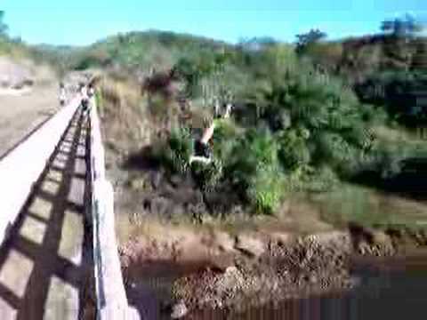 jump in a 20m bridge