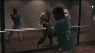 LinZee Nicole Dancing to TLC