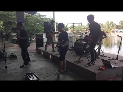 Smile Of Summer - Hari Hariku ( intro )