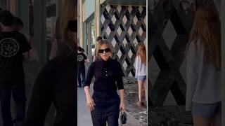 Jennifer Lopez Tells Paps To Leave #JLo #Shorts