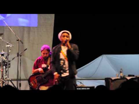 Earl Sixteen - Crisis