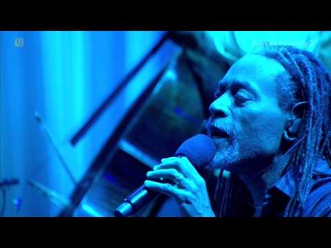 I Shall Be Released - Bobby McFerrin & Atom String Quartet