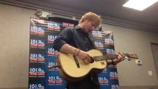 Ed Sheeran&#39;s private performance before Chicago show 9-16-14!