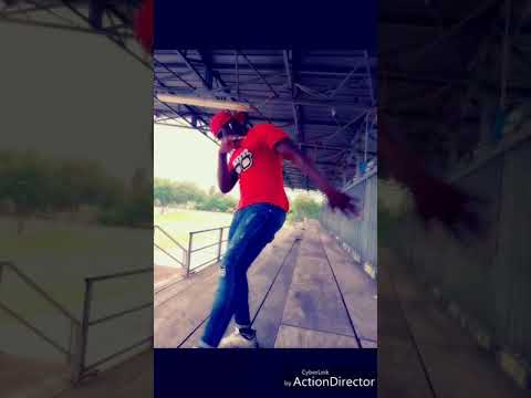 Quand cs mboss danse les son de 2bto King 👊💪