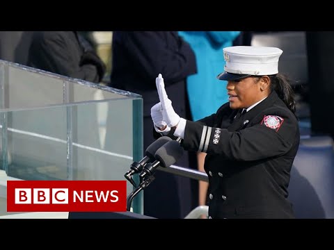 The story behind the US inauguration's sign language Pledge of Allegiance - BBC News