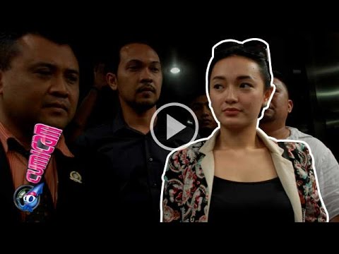Takut 'Kepeleset' Lagi, Zaskia Diam Soal Kasus Hukumnya - Cumicam 31 Maret 2016