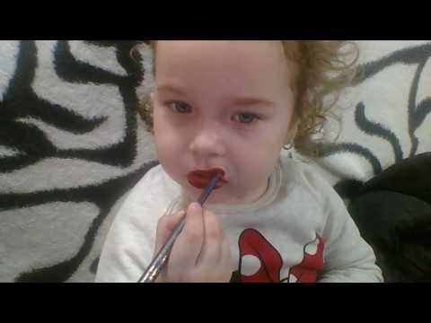 Adelina Sofia make-up