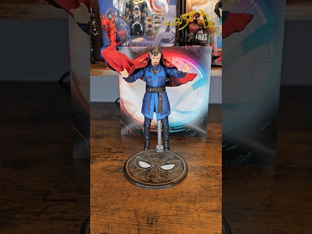 Vídeo relacionado con Doctor Strange Multiverse of Darkness Figura 16 cm Marvel s.h. figuarts