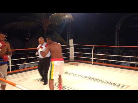 Deimer Castillo vs Carlos leal ( Venezuela )