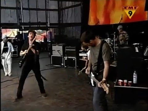 Skik ft.  Rudeboy - T Giet Zoas T Giet (Lowlands 1999)