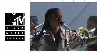 Rihanna - Stay / Love On The Brain / Diamonds (Live)