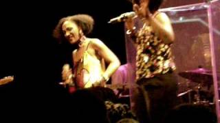 Les Nubians J'veux d'la musique Live Divan du Monde Paris