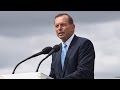 Australia PM Abbott to learn from Queensland.