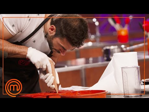 Iván IMPRESIONA a los jueces con su postre. "Es de final" | Masterchef 8