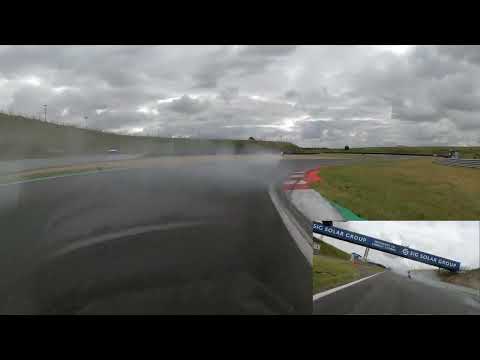 Oschersleben  - geplatzte Ölschlauch beim Vordermann