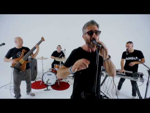 Mash Machine - Papa was a rolling stone (Mashup)