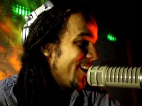 Red 96.7fm Friday Lights Carnamania 2012 - Kess