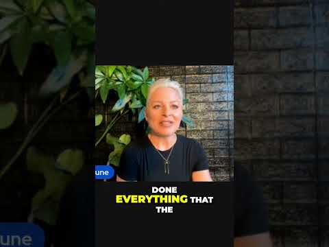 A Powerful Moment: Honoring My Past & Embracing the Future #shorts