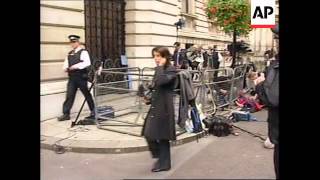 Downing St (outside PM's residence) evacuated
