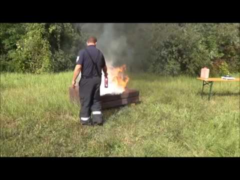 Flam Ace 750 extinguishing sofa on fire in 5 seconds!