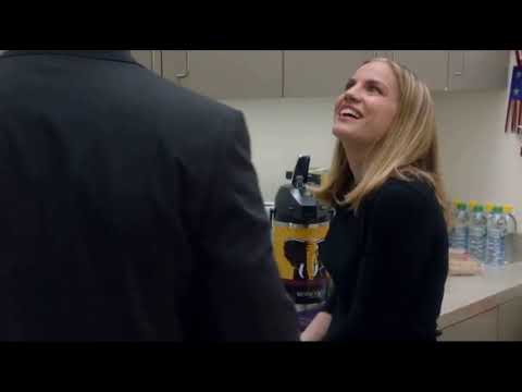 Dan has sex with Amy's Sister ~ Veep ~ HBO