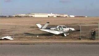 preview picture of video 'PLANE CRASH at PONCA CITY AIRPORT - CLIP 1 of 2-----3-1-07'