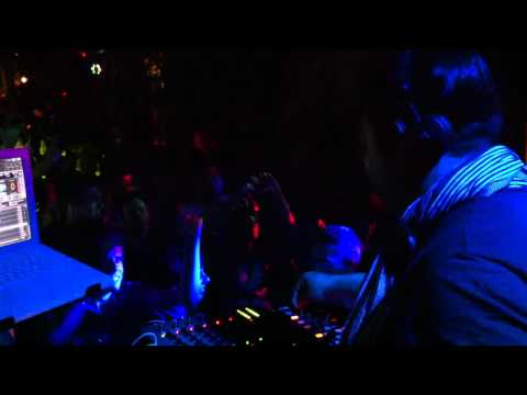 Mario più @ Wella party Strawberry & Chocolate 17/09/2011 Part 1