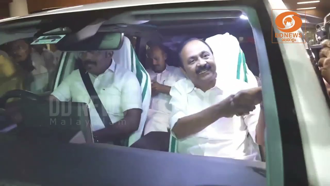 ഡൽഹി ചർച്ചകൾക്ക് ശേഷം വിഡി സതീശൻ കൊച്ചിയിൽ തിരിച്ച?