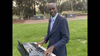 Download lagu Galilaya Yesu Alitembea Juu Ya Maji Kwa Uwezo Wa Bwana mixed praises mp3