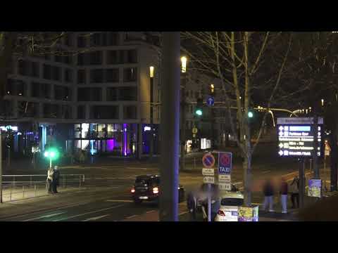 PKW kollidiert mit Taxi am Bonner Bertha-von-Suttner-Platz am 03.03.24