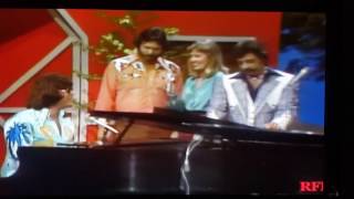 The Statler Brothers, Ronnie Milsap, Janie Frick, Johnny Duncan - Swing Low Sweet Chariot