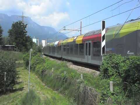 26.05.2018. TRENO REGIONALE ETR 170 FLIRT SAD IN TRANSITO A PONTE ADIGE (BZ).